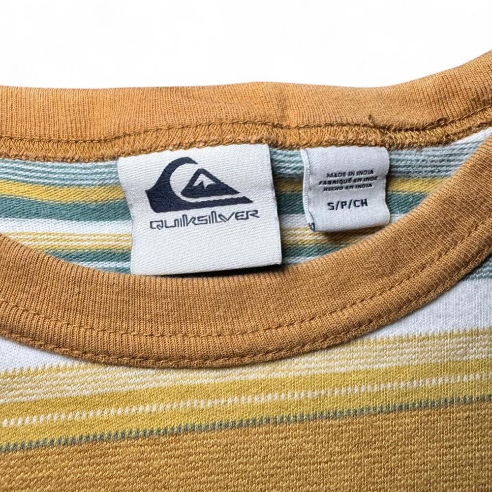 Quiksilver VTG 2000s Mustard Vertical Stripe Indie Skate Grunge T-Shirt — SMALL - Picture 2 of 5